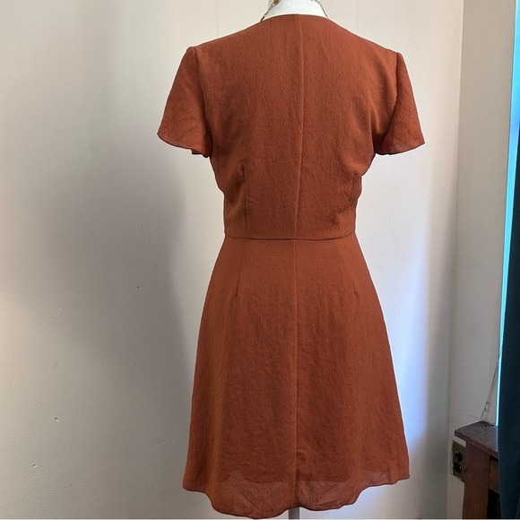 Wilfred Aritzia‎ Button Front Mini Dress Womens 2 Rust Terracotta Crepe V-Neck - Picture 3 of 10